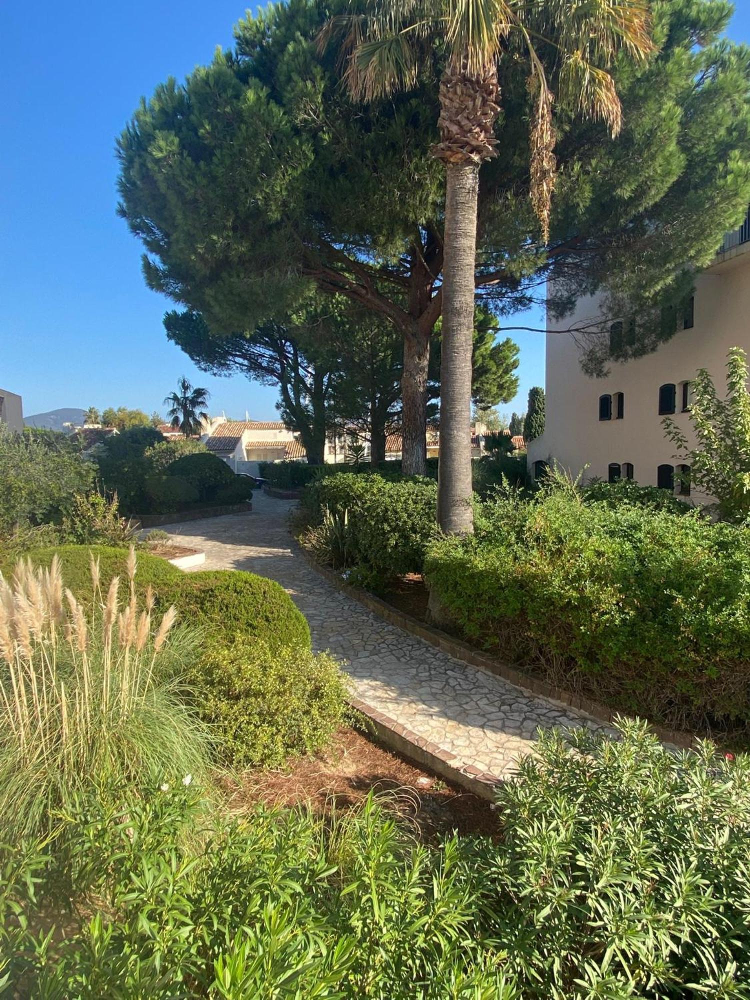 Les Marines De Cogolin Apartment Exterior photo